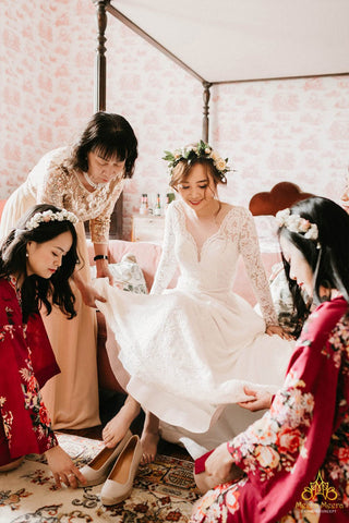 váy cưới Meera Meera ở Pháp