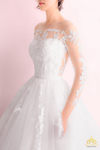 váy cưới ren tay dài xuyên thấu hở lưng