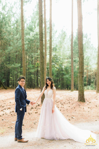 áo cưới phong cách đồng quê màu hồng da