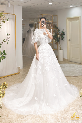 áo cưới capelet cánh tiên ren hoa 3D