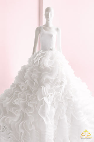 áo cưới xếp bèo tầng lộng lẫy