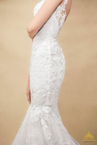 áo cưới đuôi cá hở lưng đắp ren