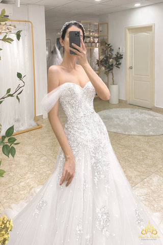 áo cưới fit and flare tôn dáng