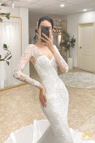 áo cưới tay dài xuyên thấu đính kết lộng lẫy