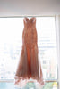 váy cưới đuôi cá ren màu hồng da